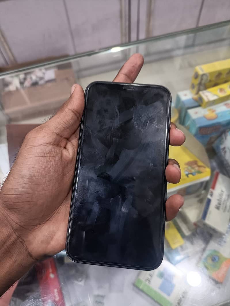 Apple iPhone 11 2