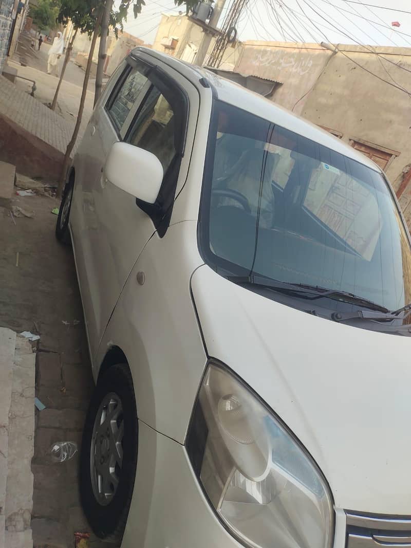 Suzuki Wagon R 2018 3