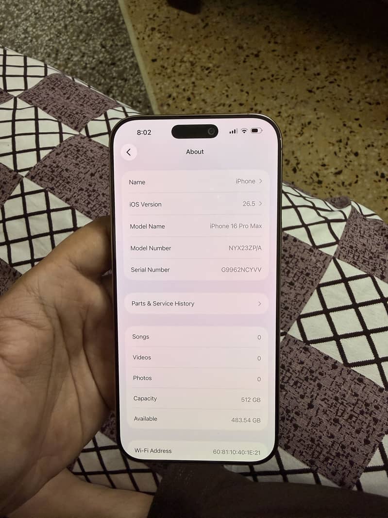 Apple iPhone 16 Pro Max 7