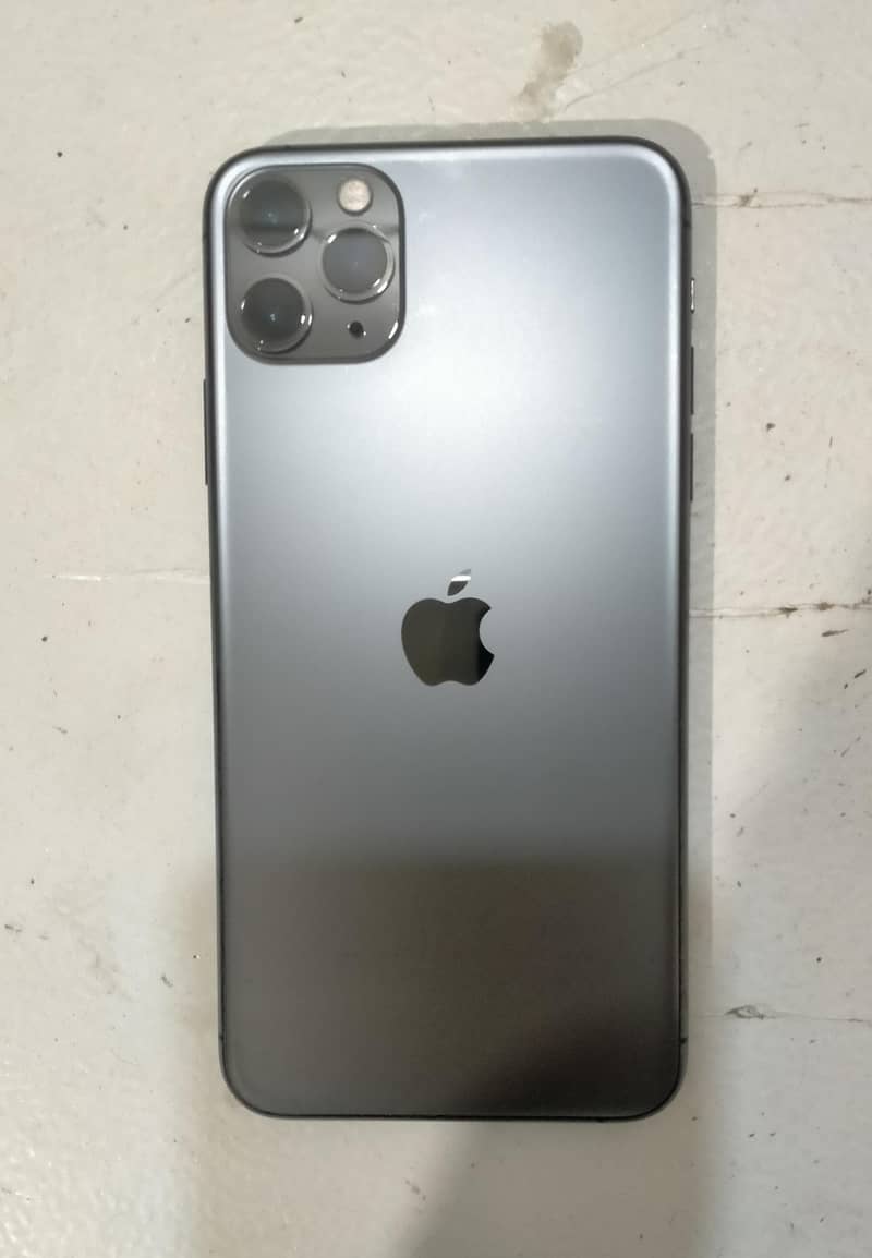 iPhone 11 Pro Max 0