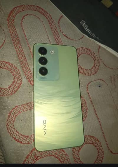 Vivo Y100