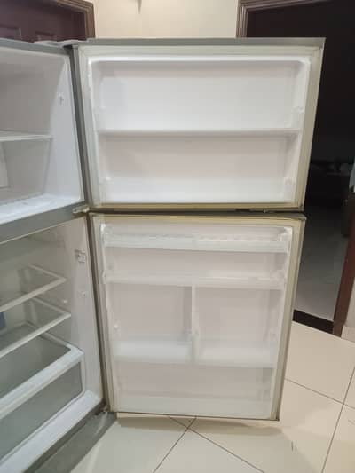 Hitachi fridge