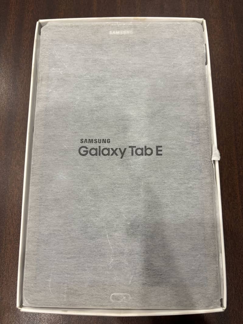 Samsung Galaxy Tab E 1