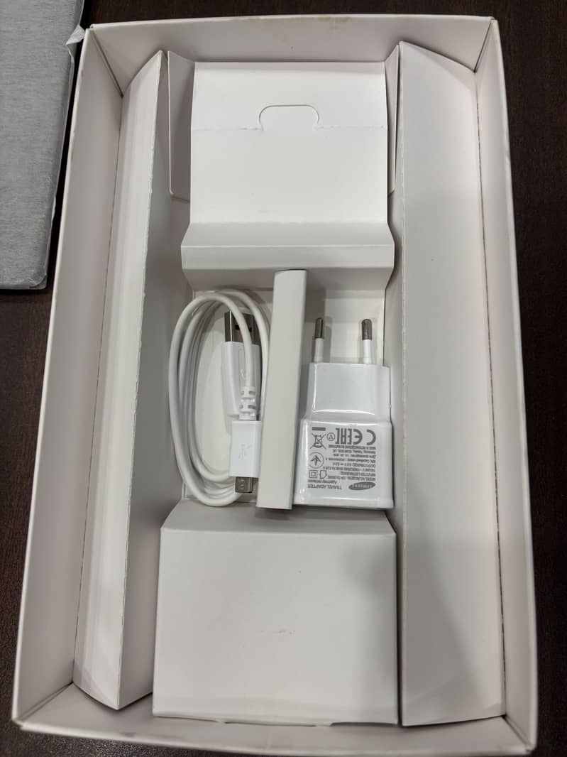 Samsung Galaxy Tab E 3