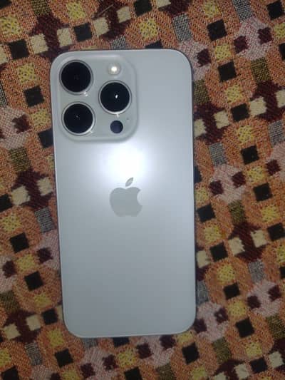 Apple iPhone 15 Pro