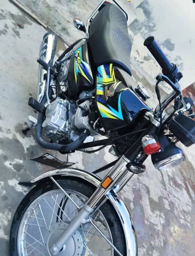 Honda 125 25/26 model october ma lia tha