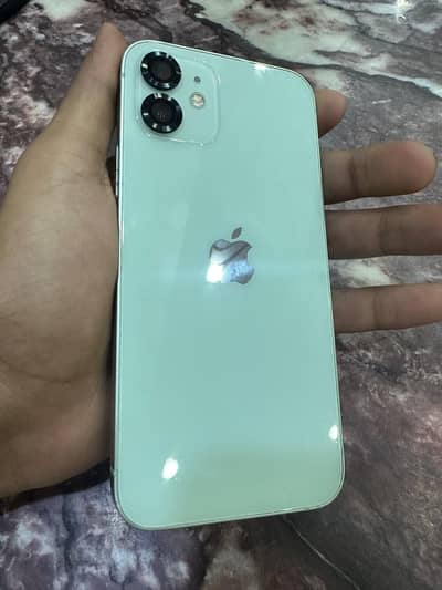 Apple iPhone 12