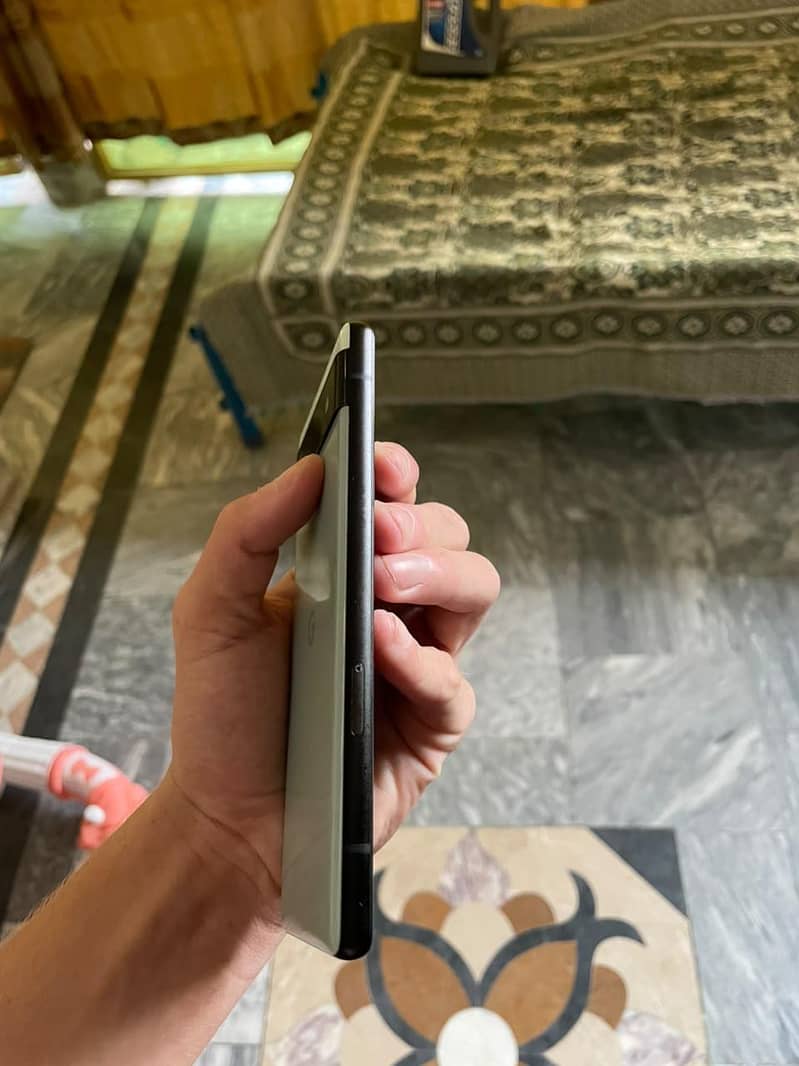 Google pixel 6A 1