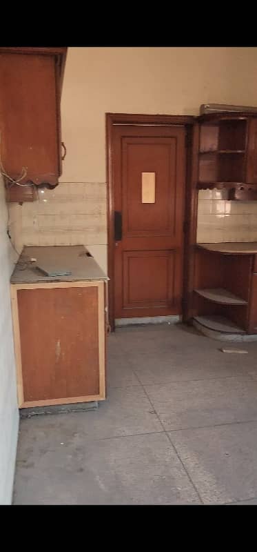 Spacious 2 Kanal House Available For rent In Muslim Town