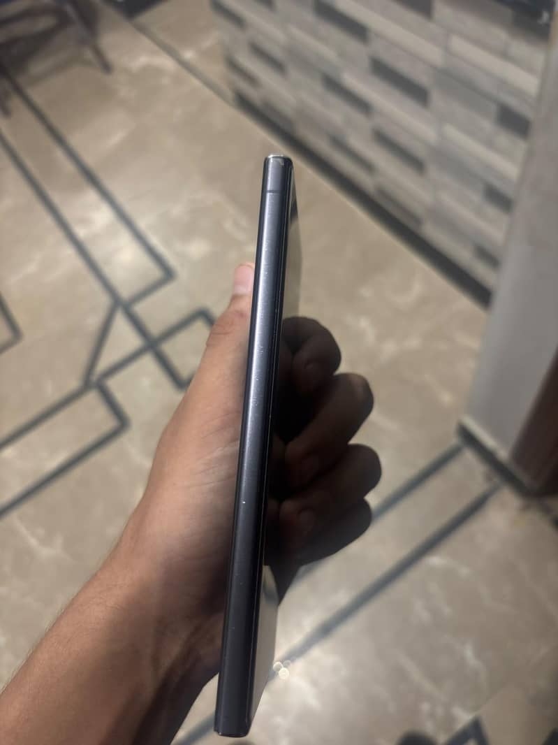 Samsung Mobile S23 Ultra 2