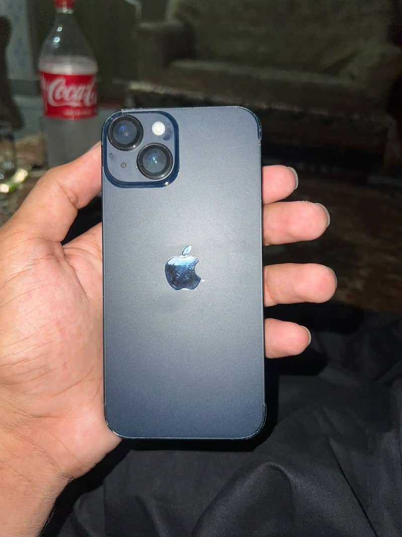 Apple iPhone 14 3