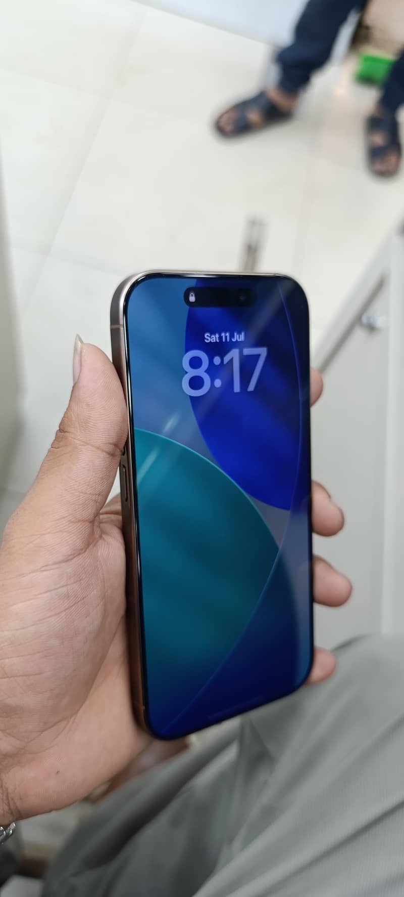 Apple iPhone 16 Pro 3