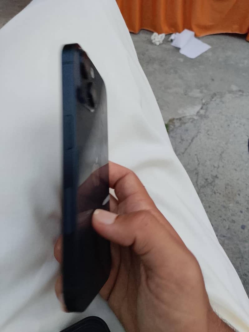 Apple iPhone 14 Jv 1