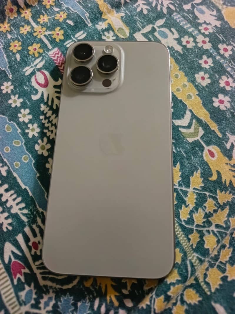 15 pro max 256 GB jv 0