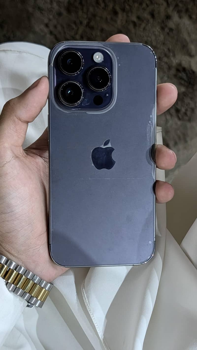 Apple iPhone 14 Pro 0