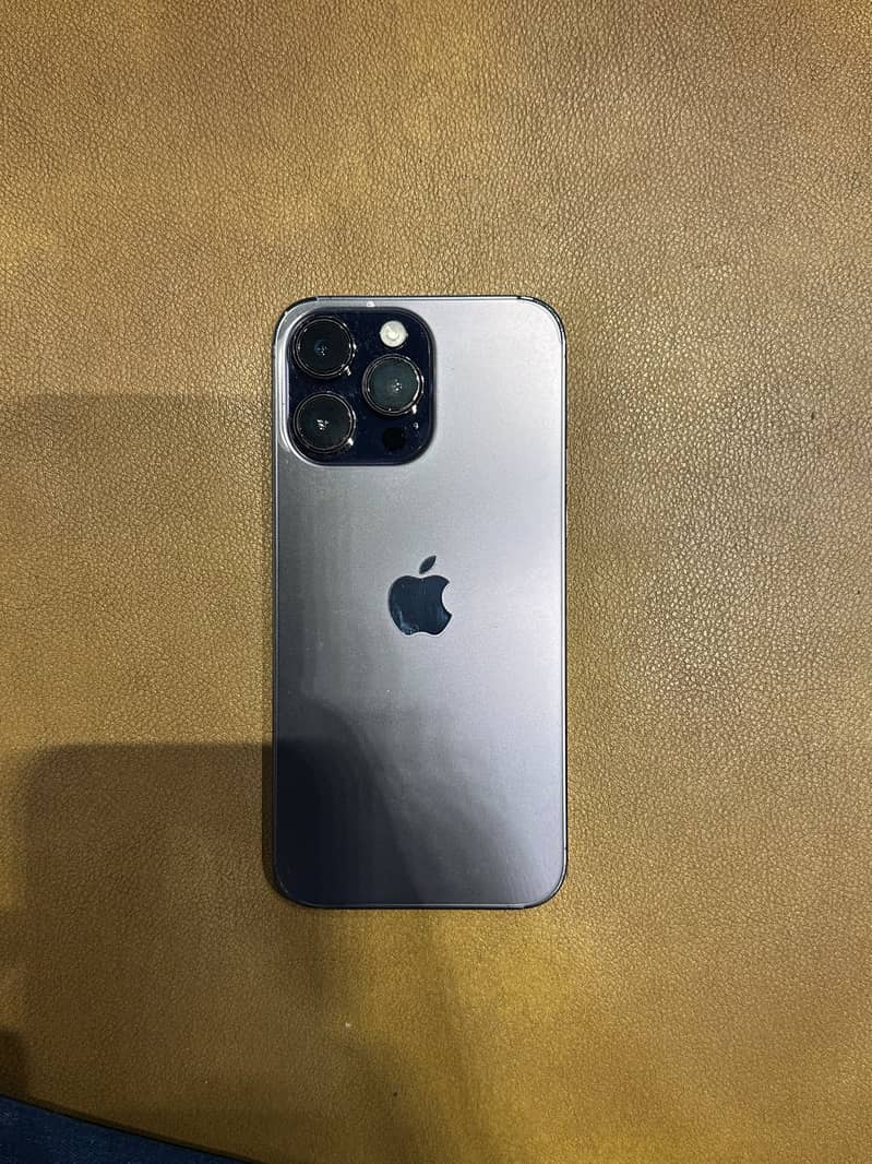 Apple iPhone 14 Pro Max 0