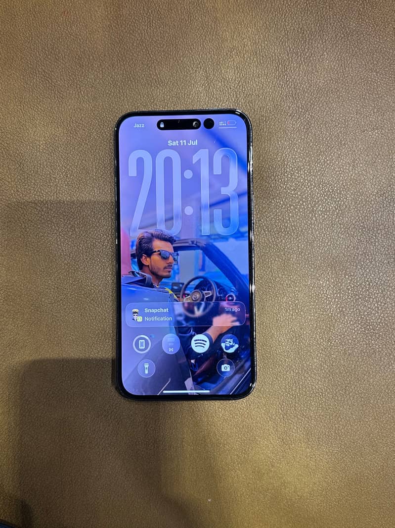 Apple iPhone 14 Pro Max 1