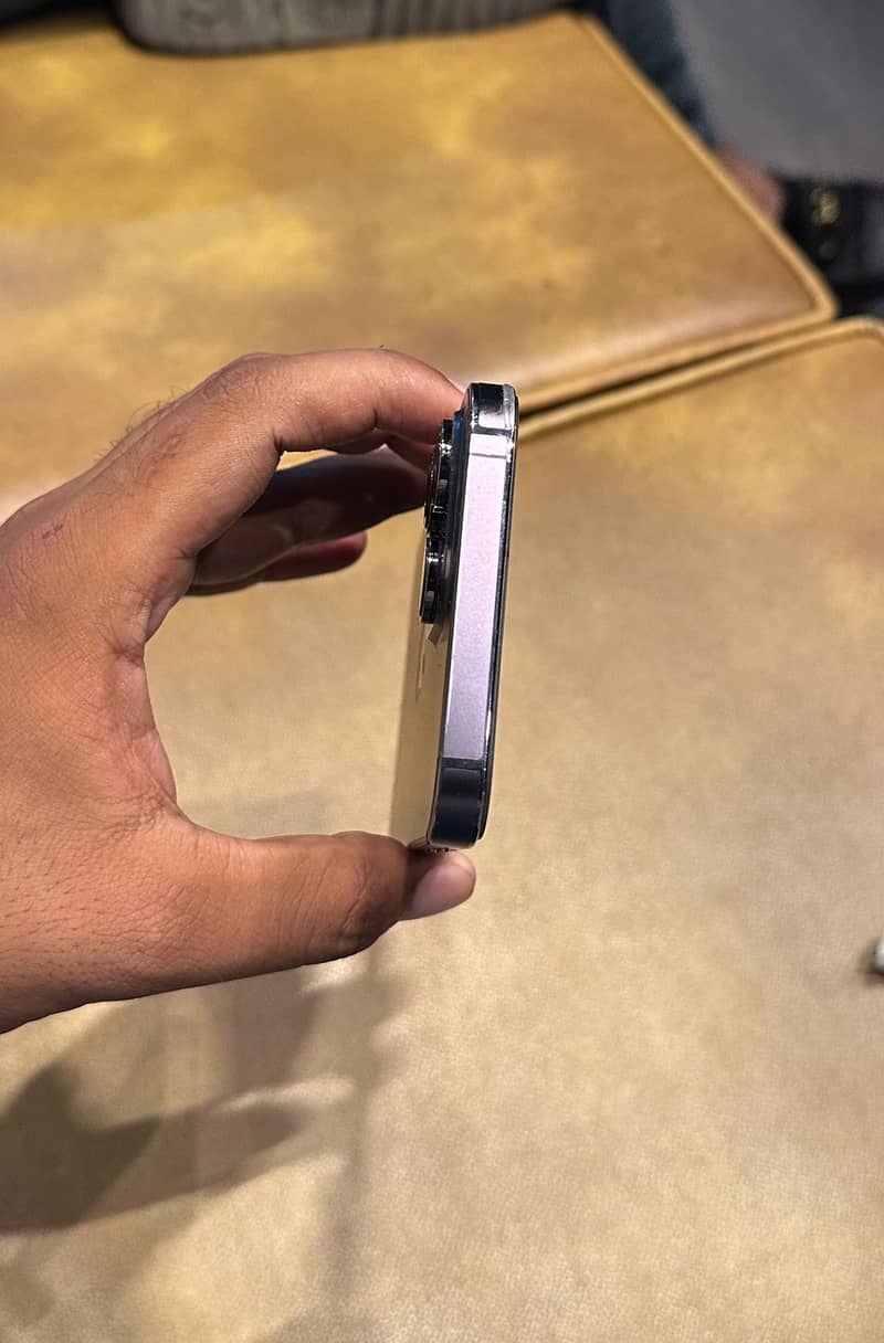 Apple iPhone 14 Pro Max 3