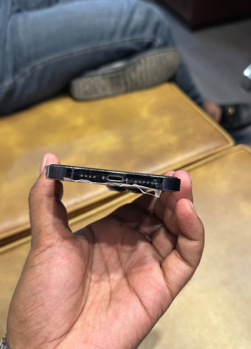 Apple iPhone 14 Pro Max 5