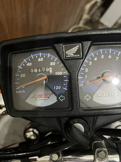 Honda 125 new only using 2 month model 2022 end