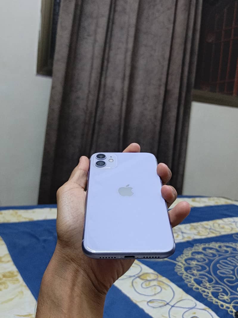 Apple iPhone 11 8