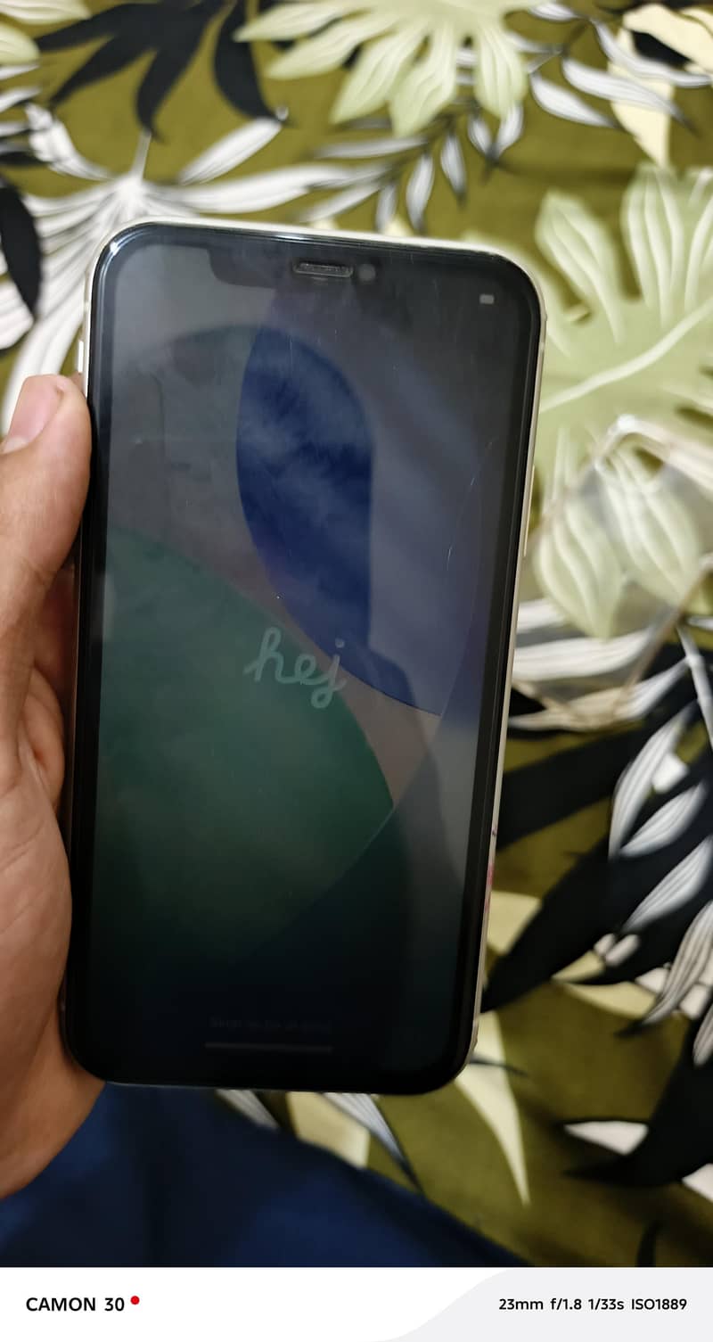 Apple iPhone 11 6