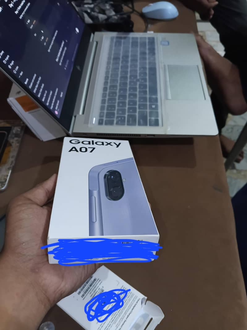 Samsung Mobile A07 1