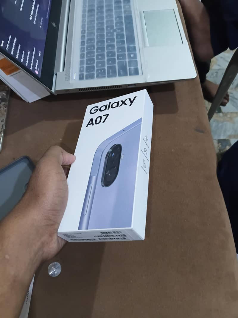 Samsung Mobile A07 3