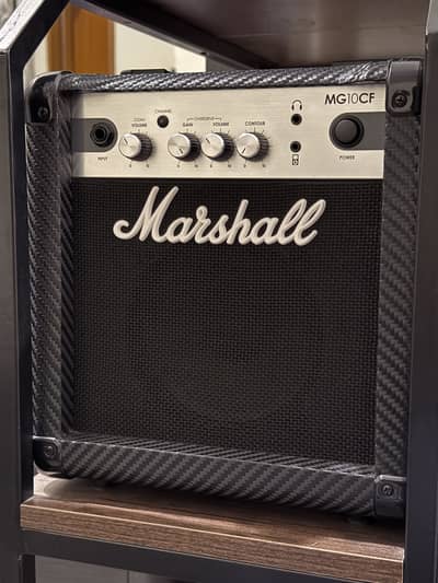 Marshall MG10CF. Carbon Fibre