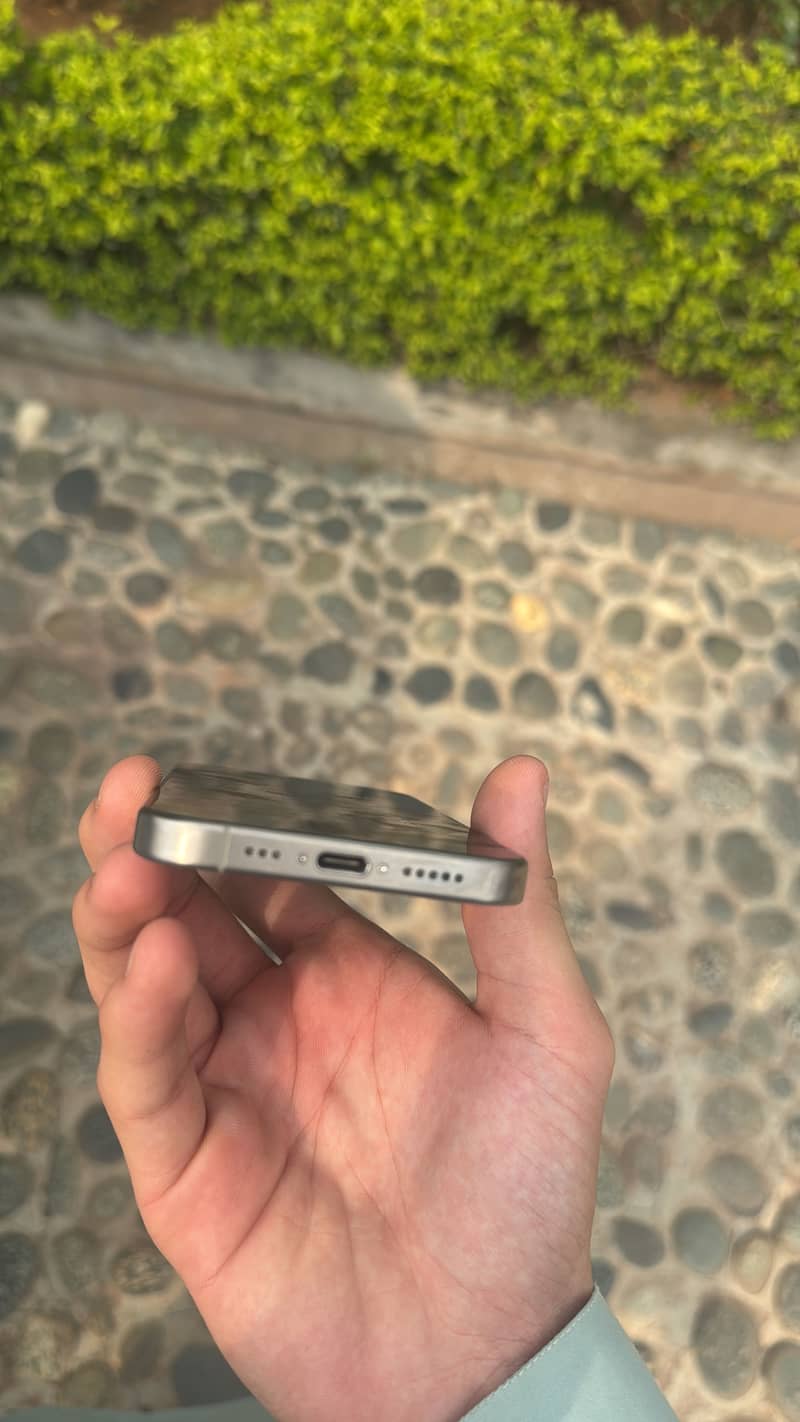 Apple iPhone 15 Pro 5