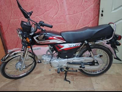 2025 Honda CD70 70cc genuine condition lahore