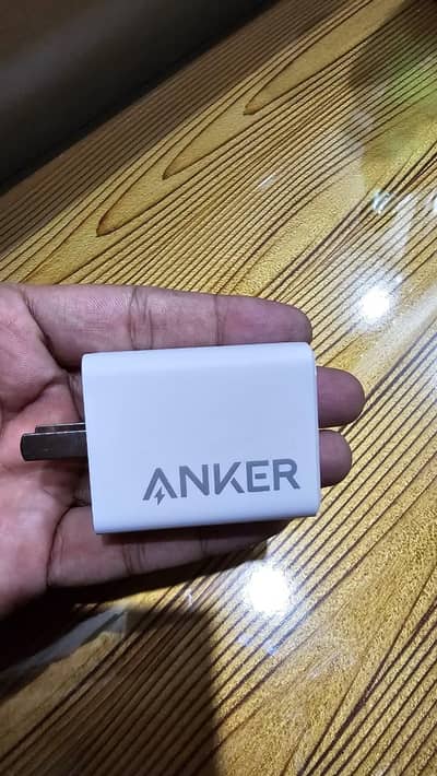 anker 65watt adopt & anker 240watt c to c braided cable