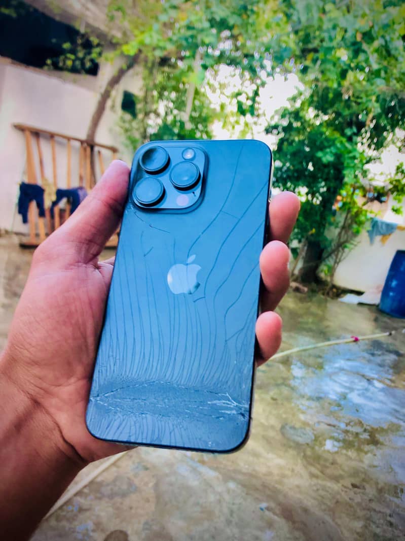 Iphone 15 pro max 1