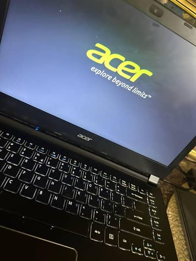 ACER TravelMate i5 5th GEN 8GB 512GB SSD Excellent  Condition