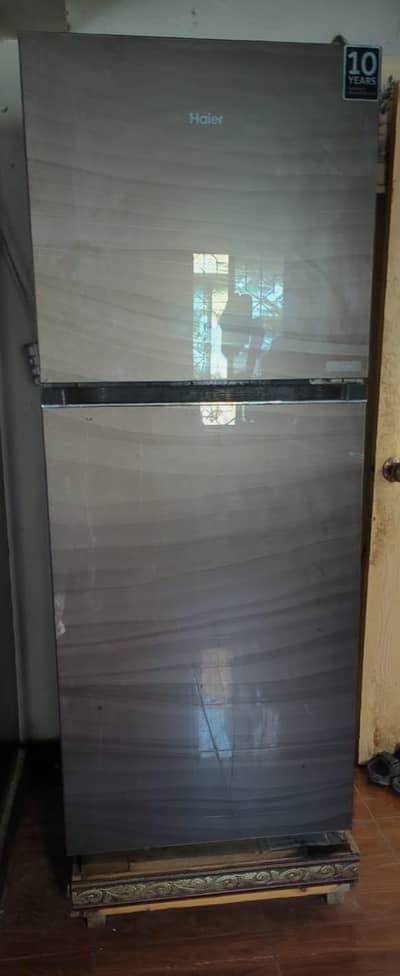 Haier Glass Door Fridge 16 Cubic Ft with Chowki – Rs. 55,000 – Karachi