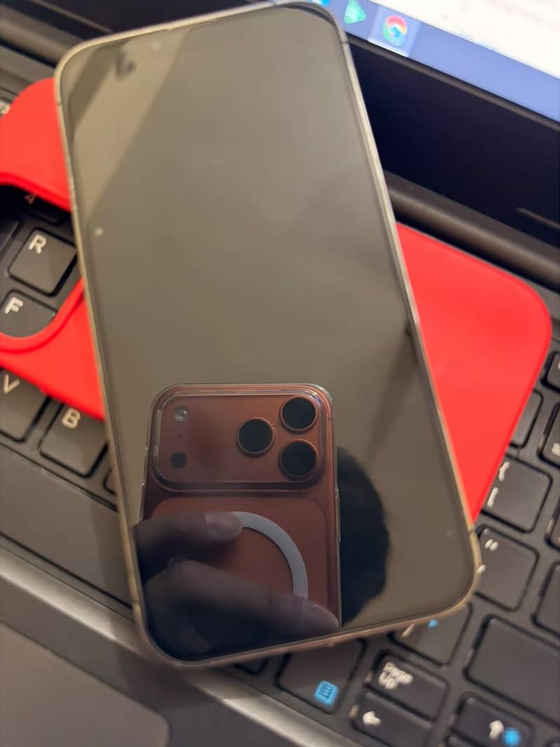 Apple iPhone 13 Pro 0