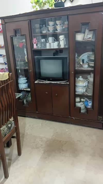 Used Wooden Divider / Crockery Showcase for Sale (Good Condition)