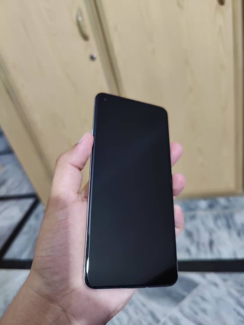 One Plus 8T 1