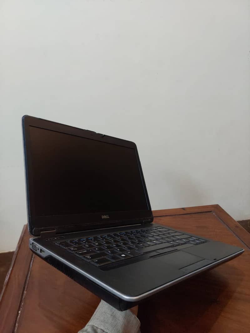 Dell Latitude E6440 2