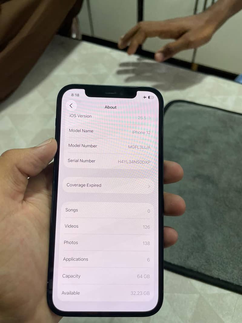 Apple iPhone 12 6