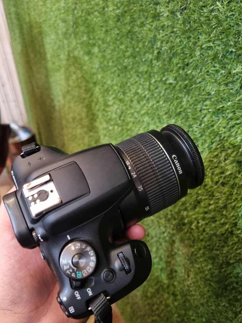 Canon 2000D 3