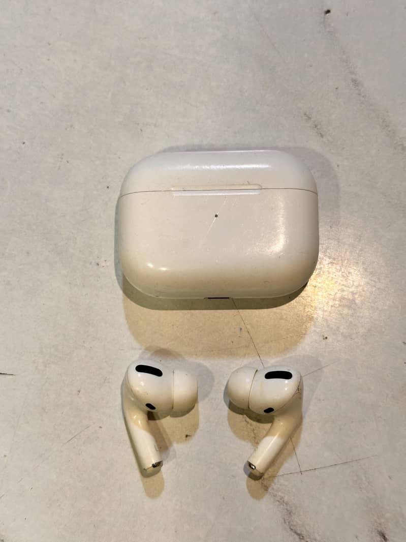 AirPod pro 0