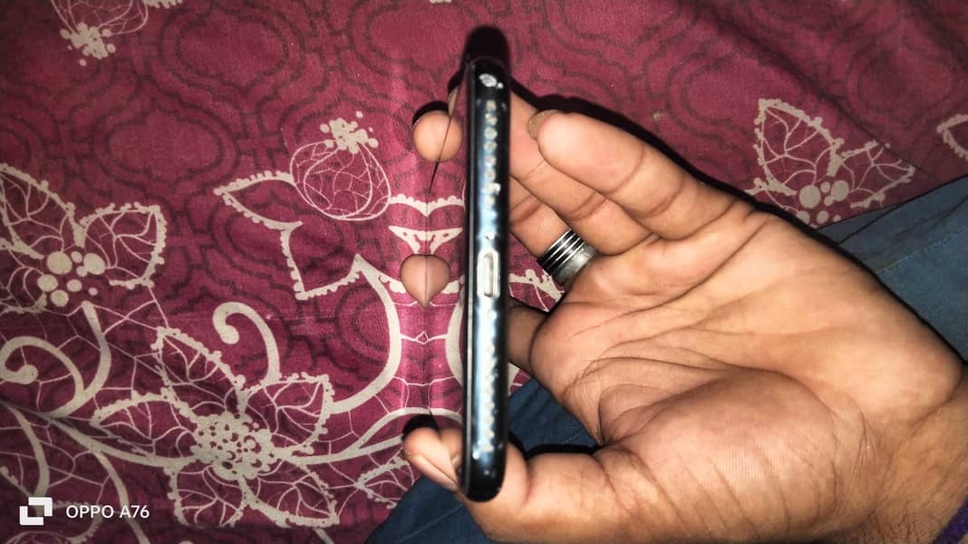 Apple iPhone 7 Plus 1
