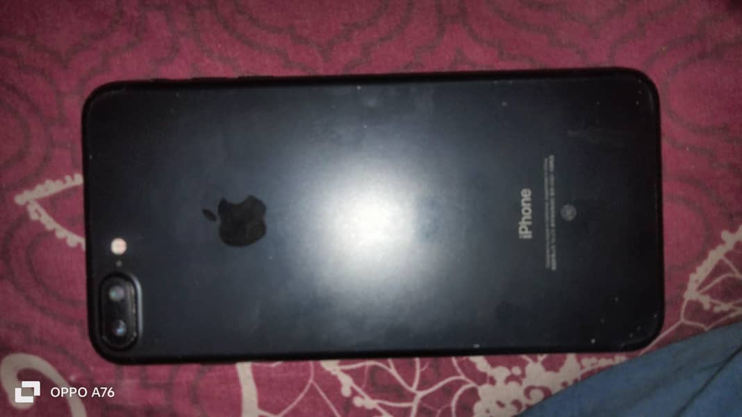 Apple iPhone 7 Plus 2