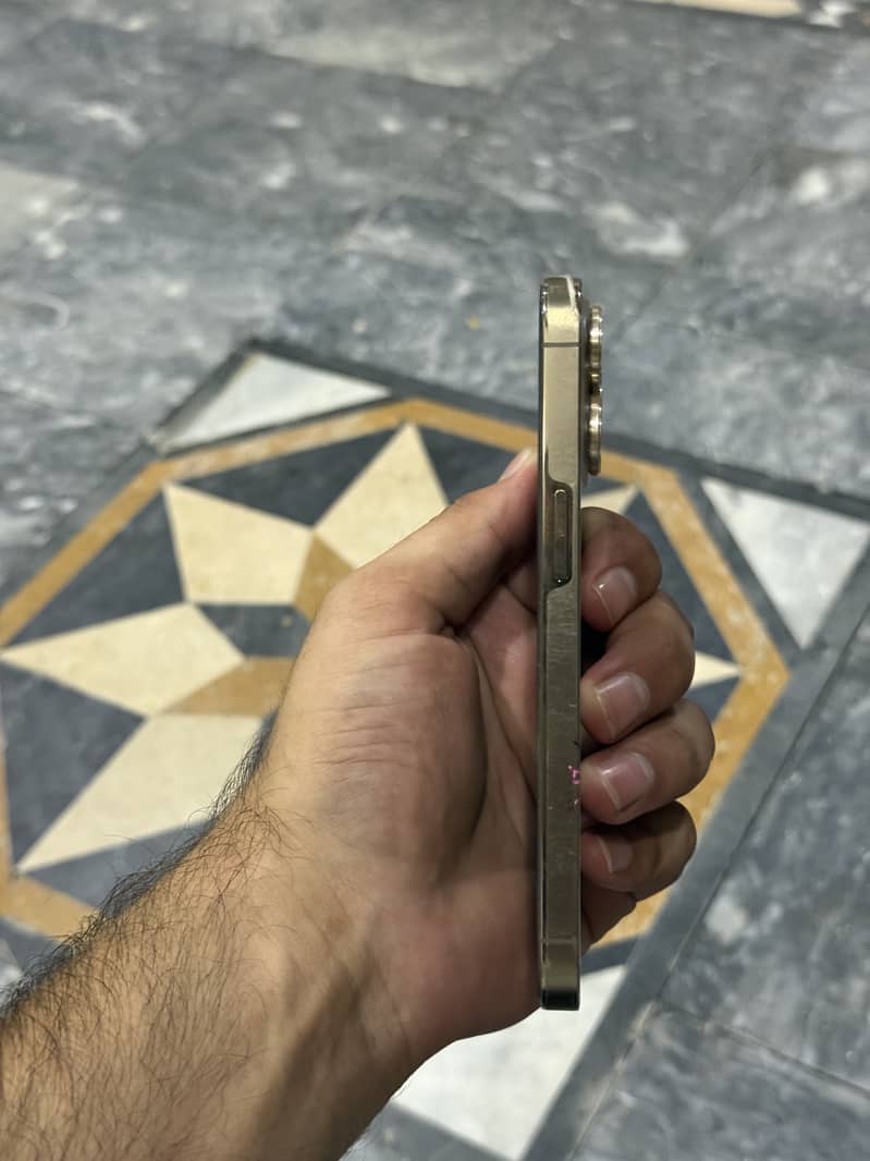 Apple iPhone 13 Pro 7