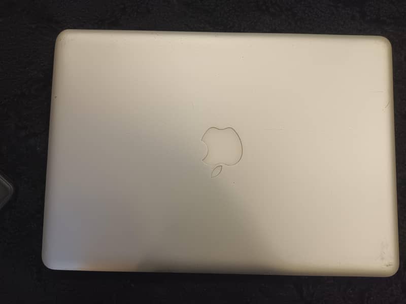 Apple MacBook pro 0