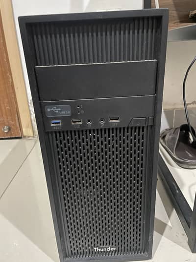 I5-6400 PC. With monitor and keyboard and mouse