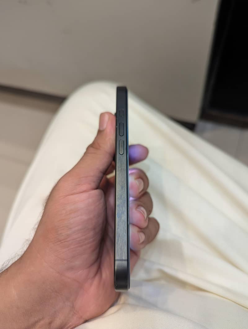 Apple iPhone 15 Pro 5