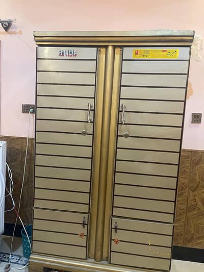 Double Door steel/ Iron Almari for Clothes, Minor used Clean condition