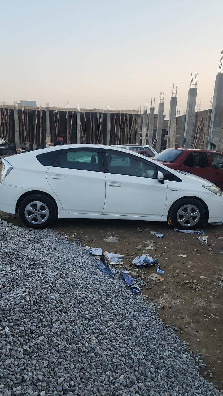 Toyota Prius 2011 7